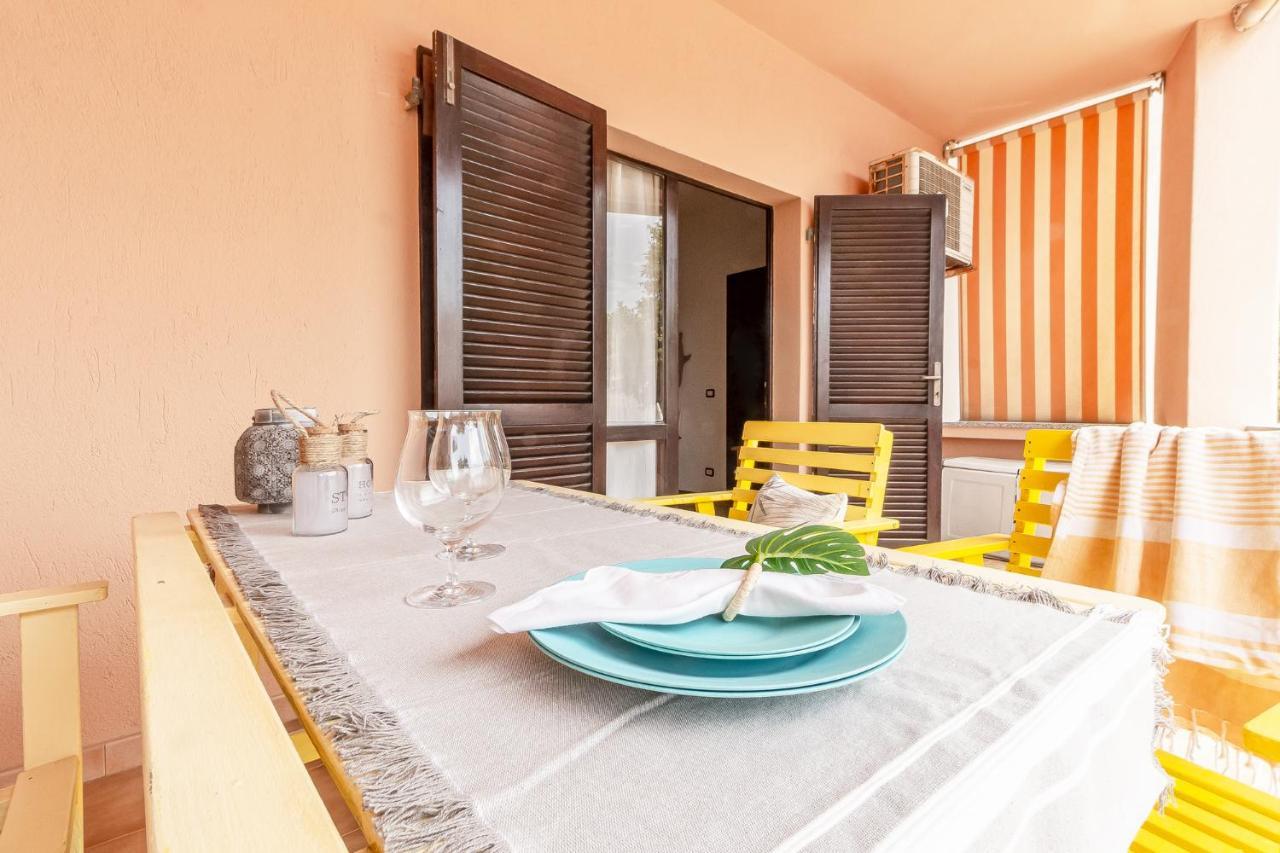 Relax Family House Al Mare Daire Isola Rossa Dış mekan fotoğraf
