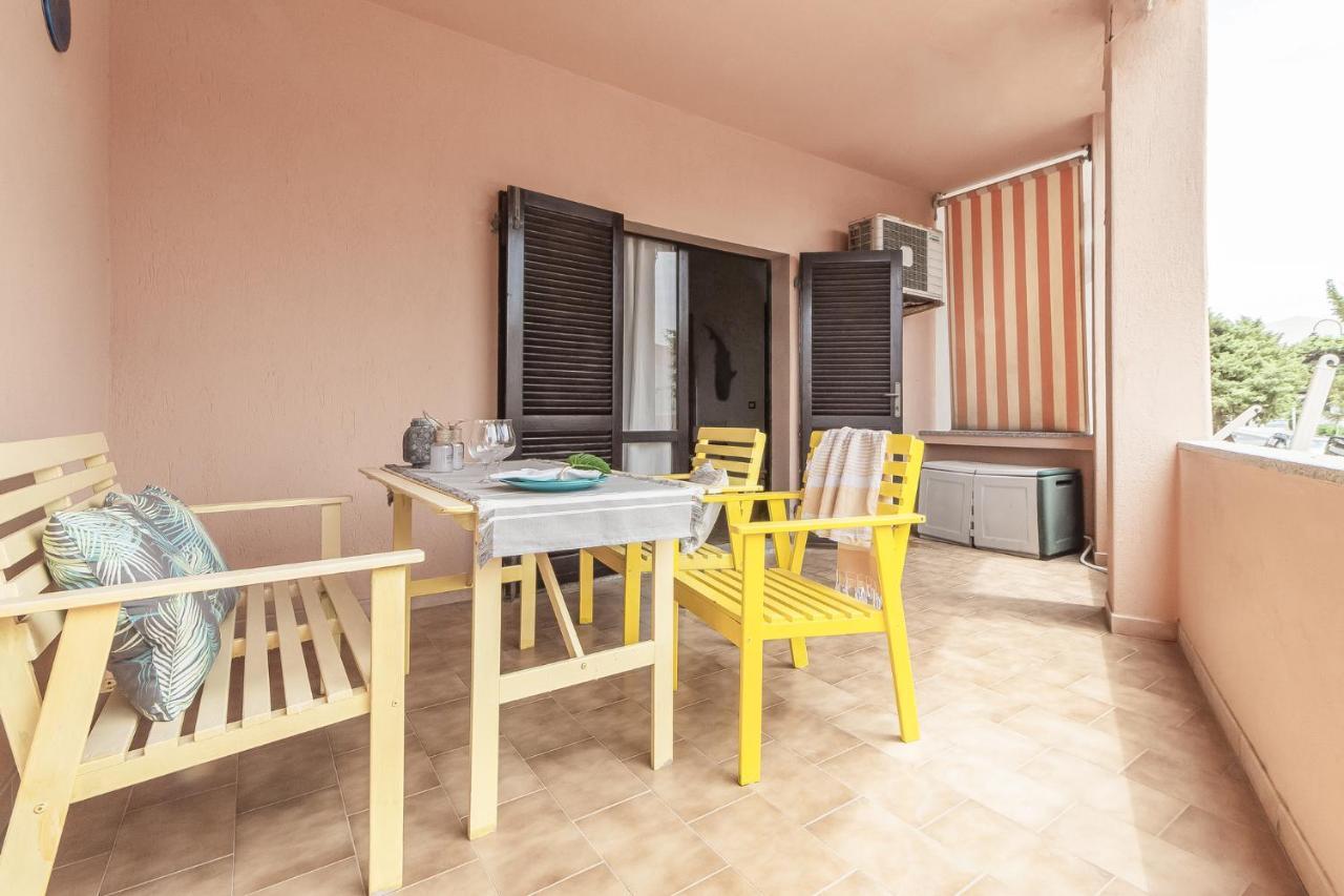 Relax Family House Al Mare Daire Isola Rossa Dış mekan fotoğraf